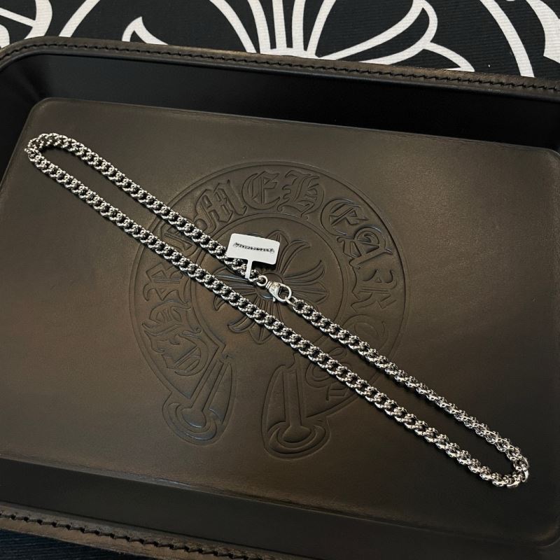 Ch*0me He**ts necklaces